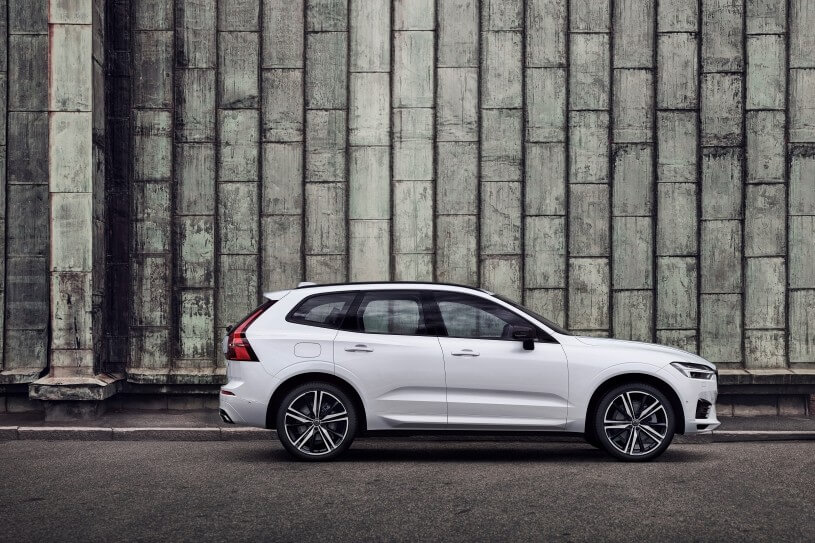 2021 Volvo XC60 - Feature Image
