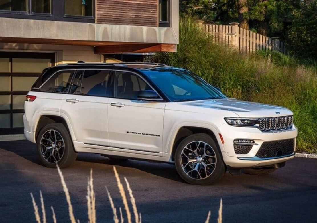 2023 Quality Pre-Owned Jeep Grand Cherokee Exterior - Feature Image