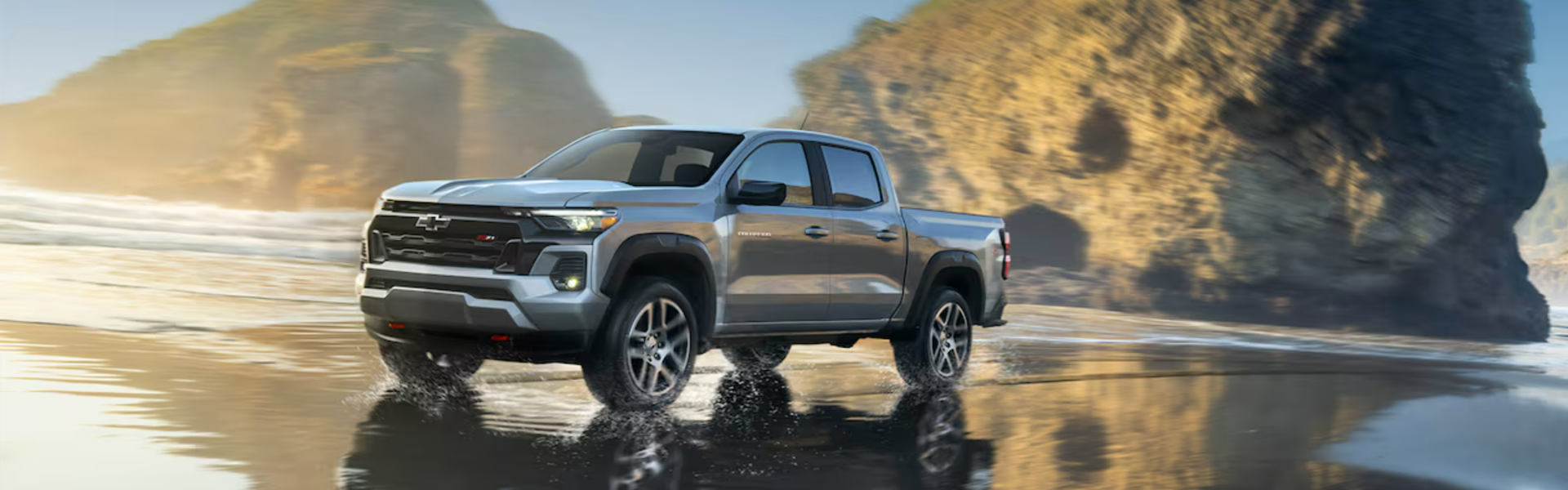 2024 Chevrolet Colorado in grey running banner