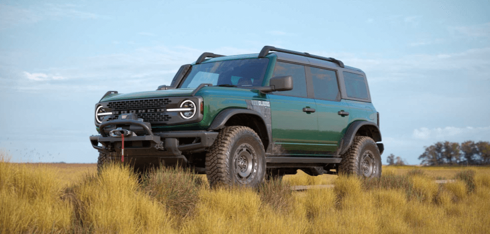 2024 Ford Bronco Everglades In Eruption Green - Feature Image
