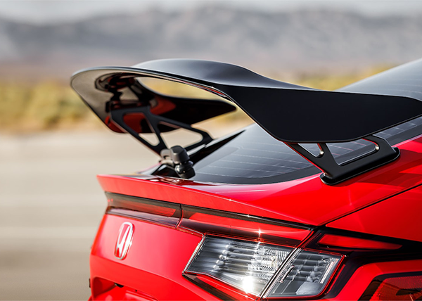 2024 Honda Civic Type R spoiler