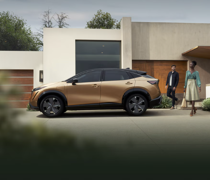 2024 Nissan ARIYA parking side view