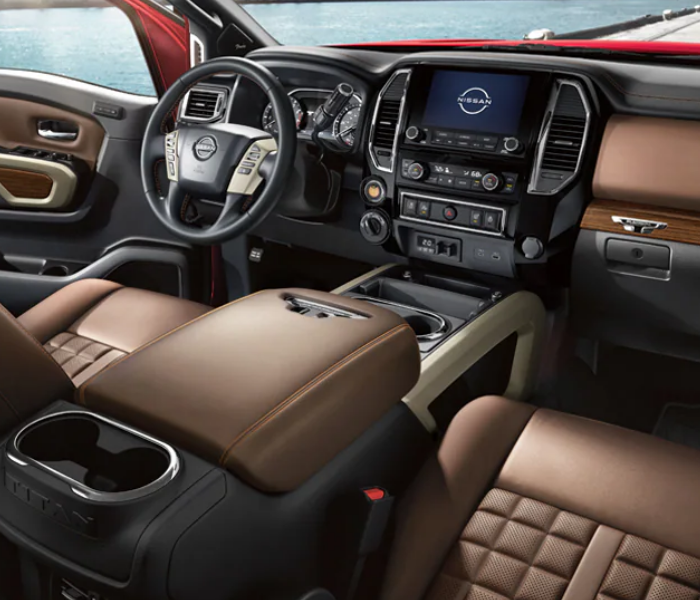 2024 Nissan TITAN Interior image