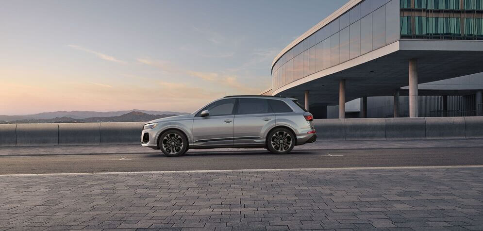 2025 Audi Q7 Premium Plus - Trim Feature Image