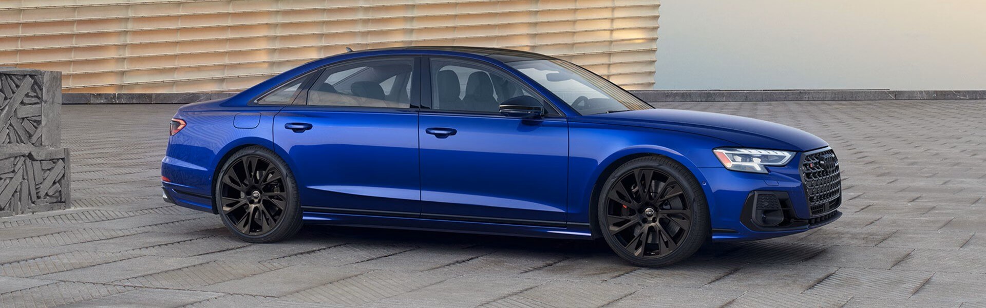 2025 Audi S8 Banner