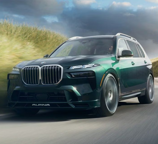 2025 BMW X7 Performance Feature