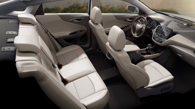 2026 Chevrolet Silverado 1500 LTZ photo 2