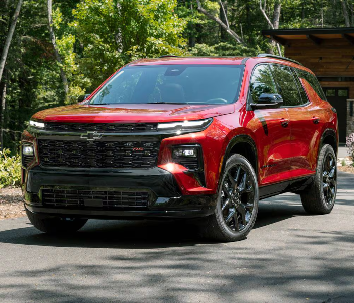2025 Chevrolet Traverse LT