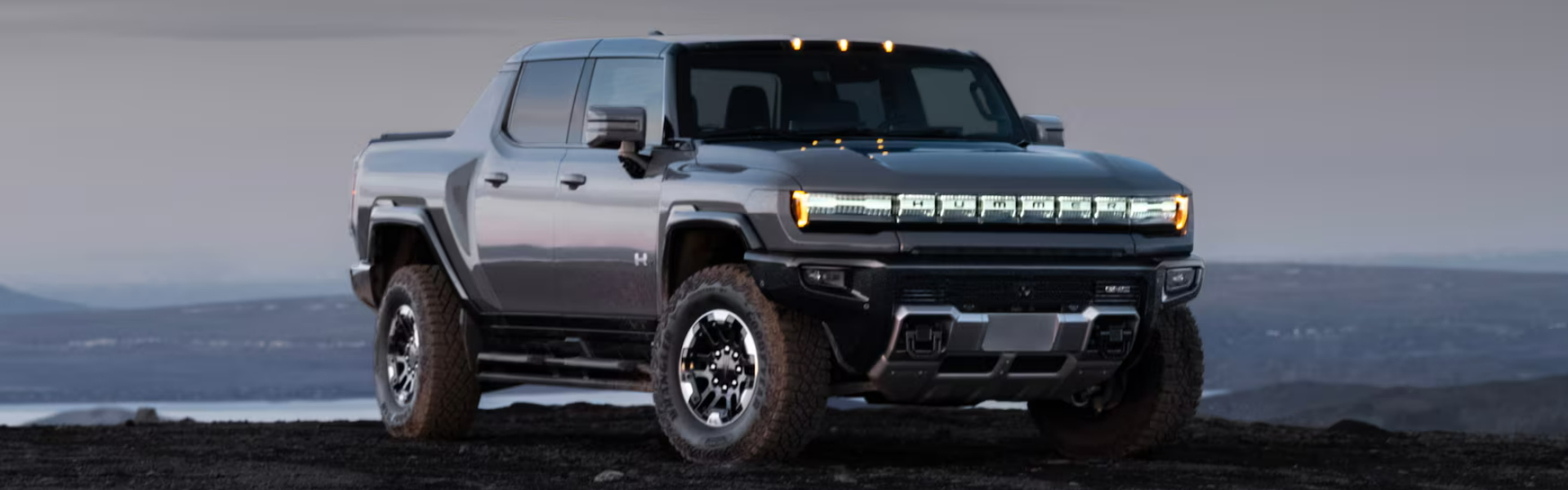 2025 GMC Hummer EV Pickup parking with front view and side view-For Sale