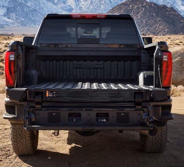 2025 GMC Sierra 3500 HD Design - Feature Image