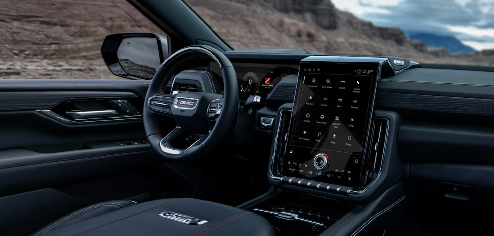 2025 GMC Yukon dashboard-Features
