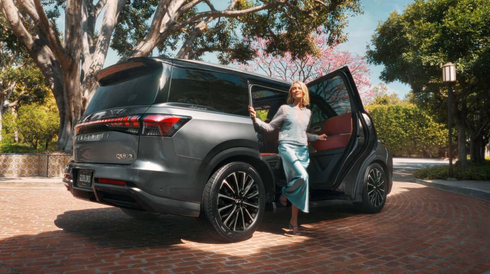 2025 INFINITI QX80 Performance - Feature Image