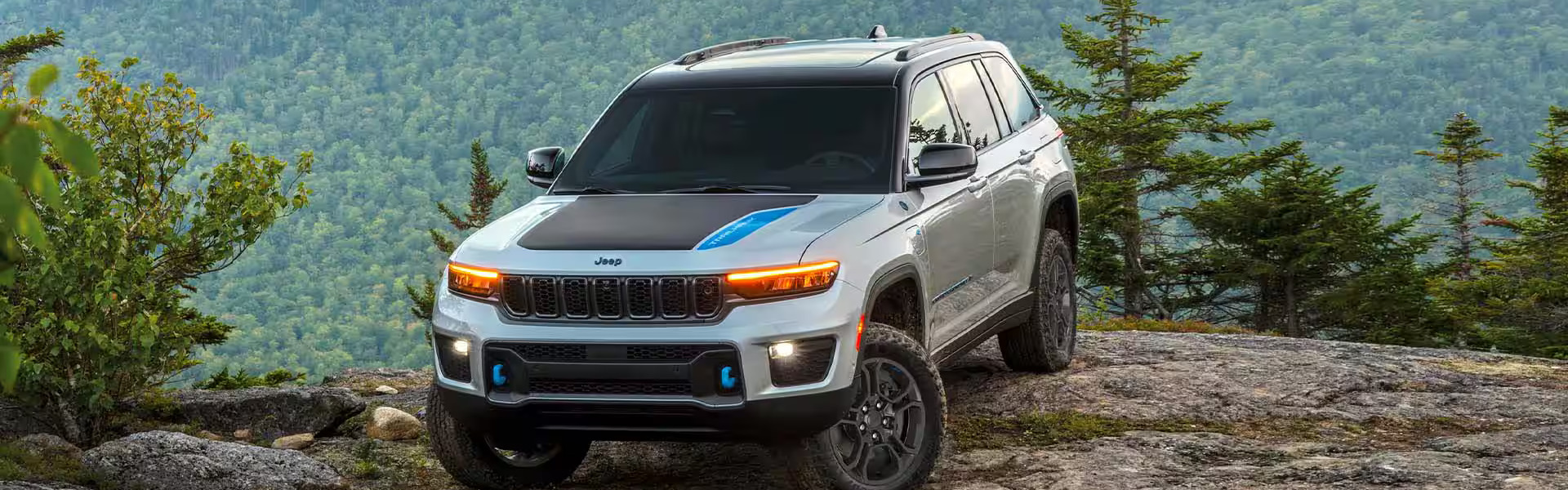 2025 Jeep Grand Cherokee 4xe BANNER