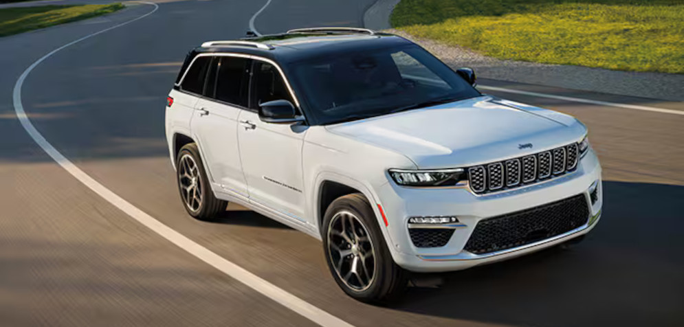 2025 Jeep Grand Cherokee Laredo A