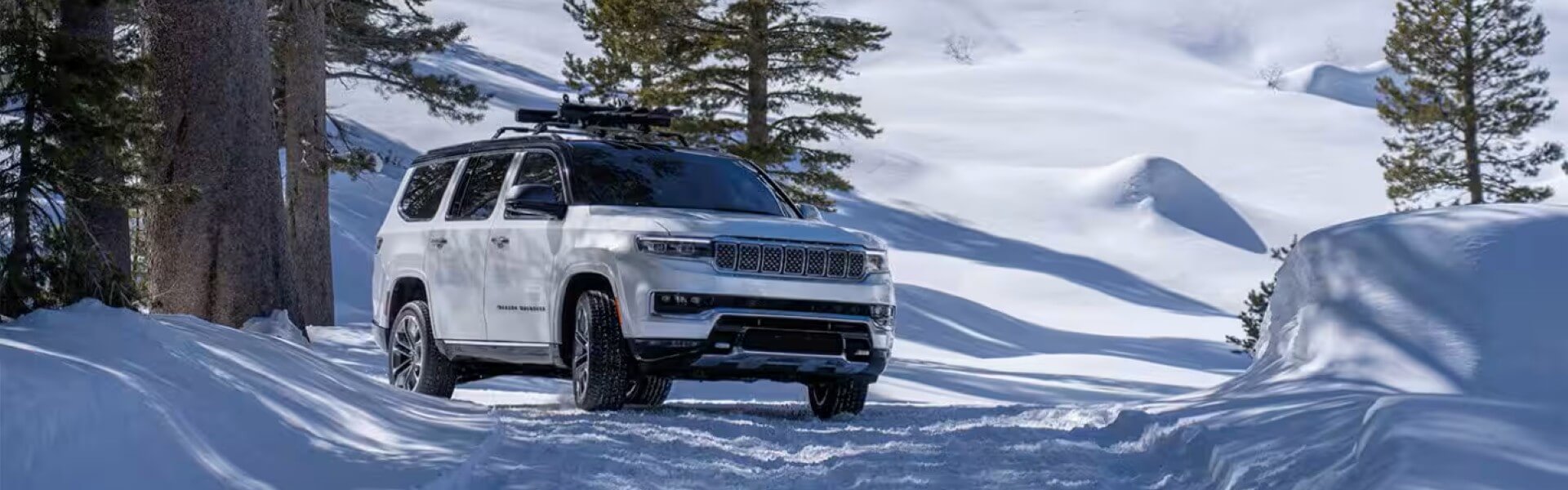 2025 Jeep Grand Wagoneer Banner