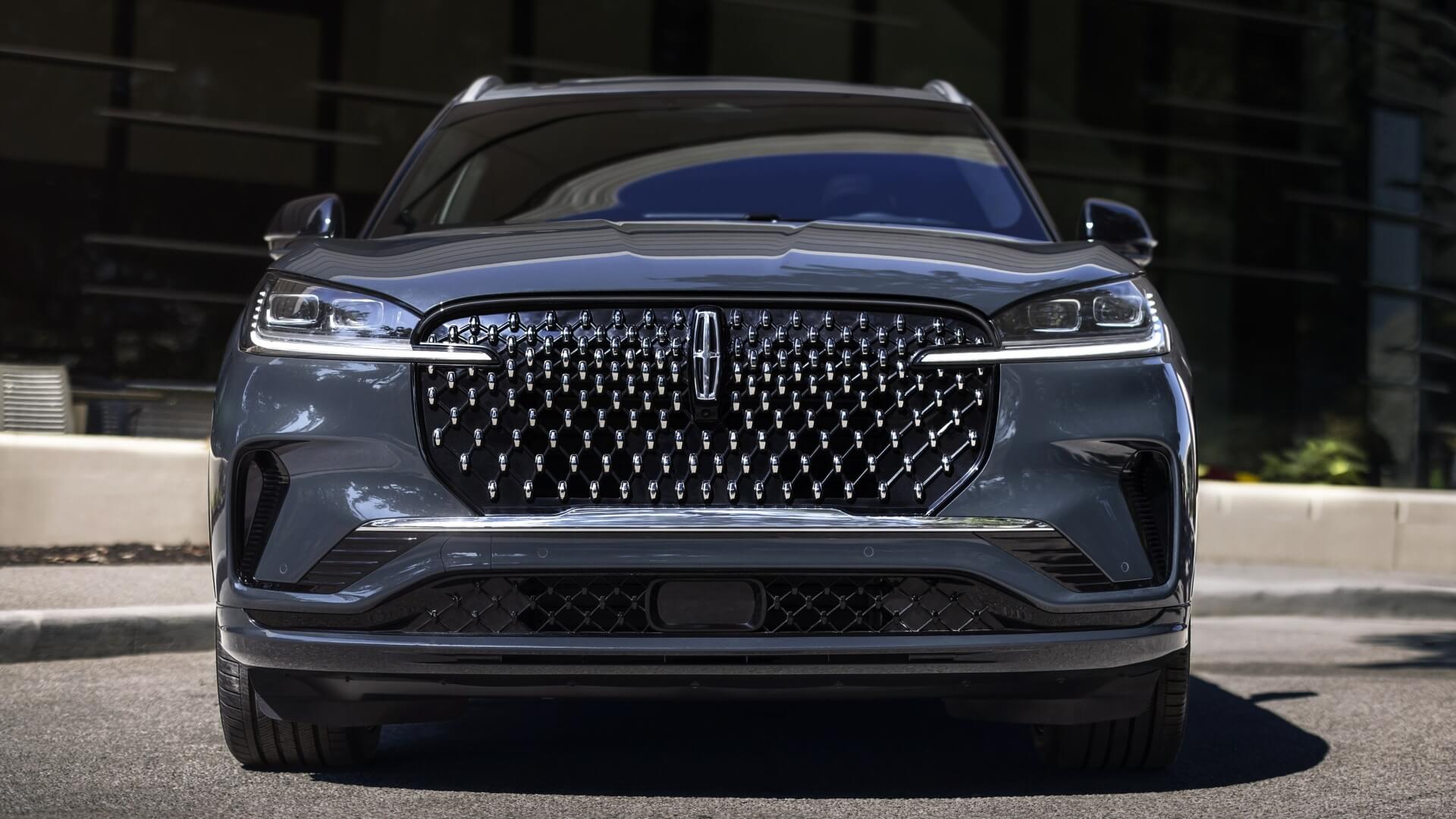 2025 Lincoln Aviator Exterior Design - Feature Image