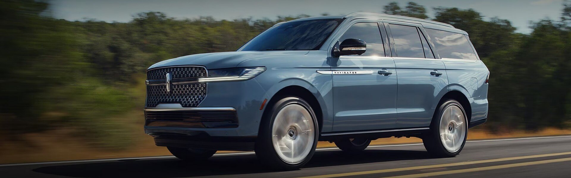 2025 Lincoln Navigator Banner
