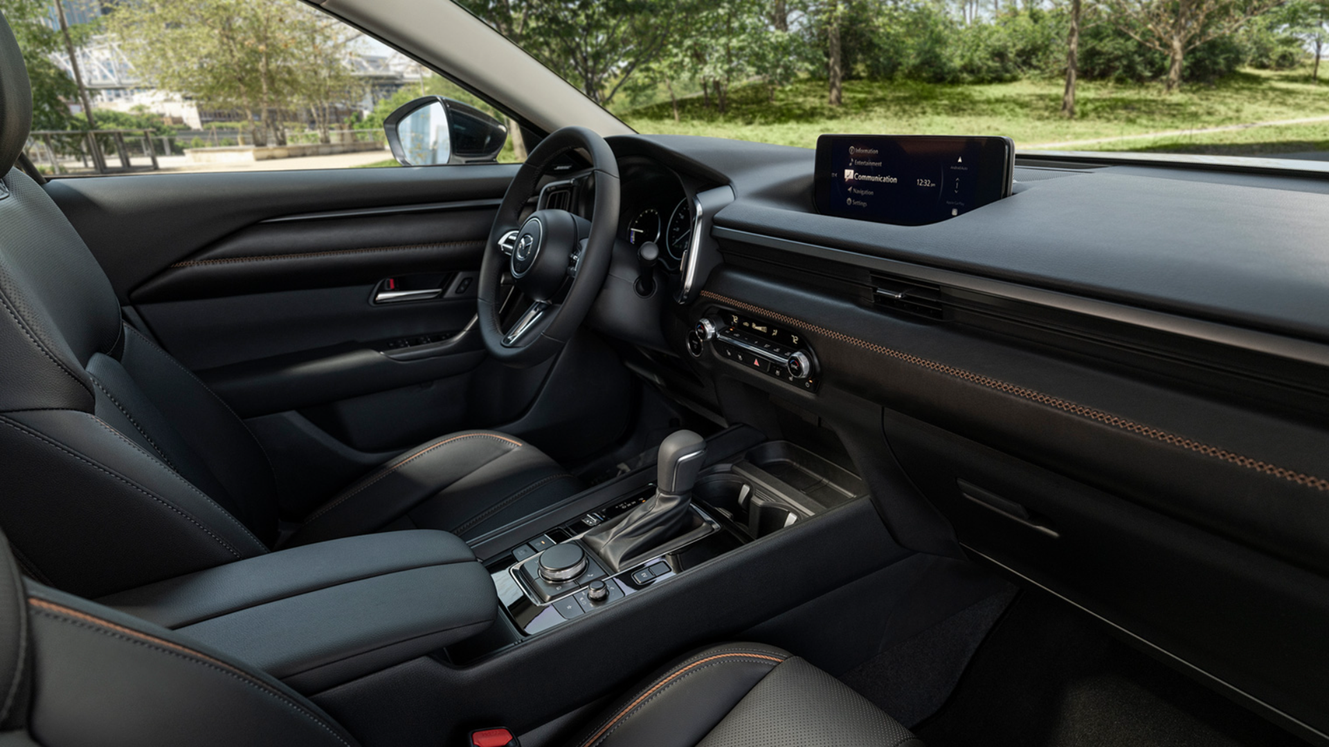 2025 Mazda CX-50 Hybrid interior and dashboard-features