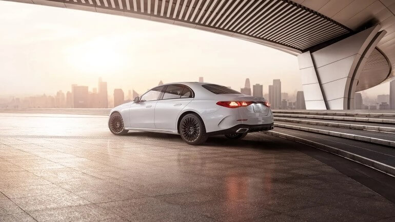 2025 Mercedes-Benz E-Class Sedan Design - Feature Image