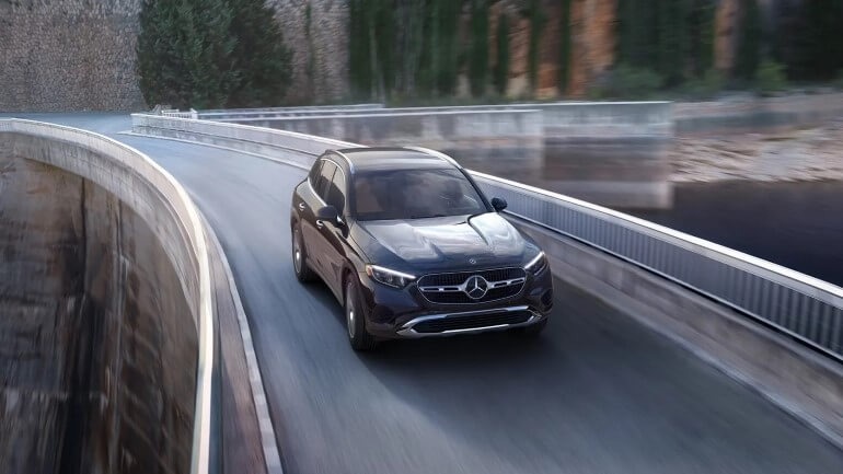 2025 Mercedes-Benz GLC 300 SUV Performance - Feature Image