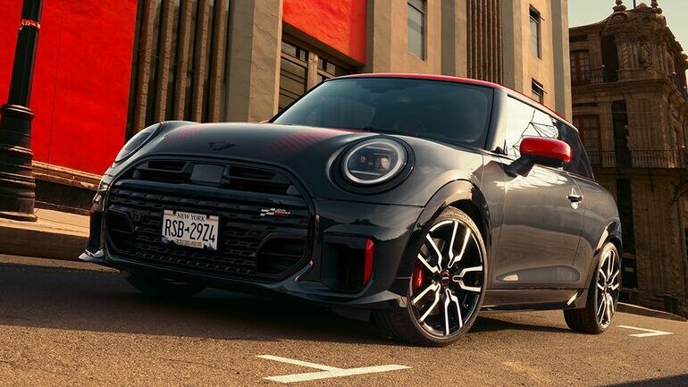 2025 MINI Cooper Hardtop 2 Door John Cooper Works Design Feature