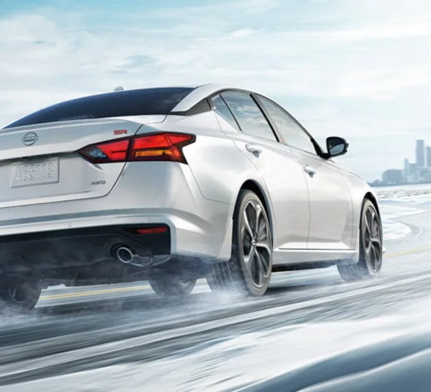 2025 Nissan Altima Performance