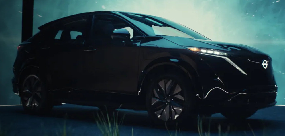 2025 Nissan ARIYA Platinum plus Trim Research
