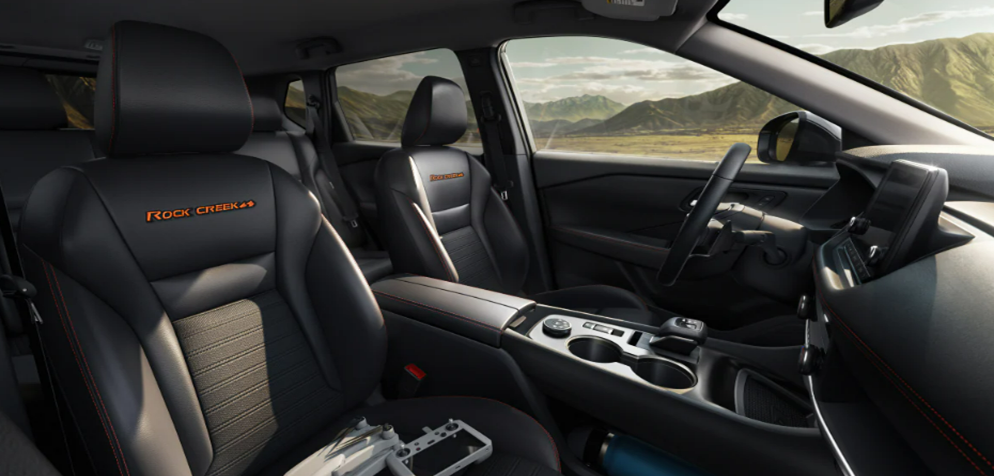 2025 Nissan Rogue interior-Features