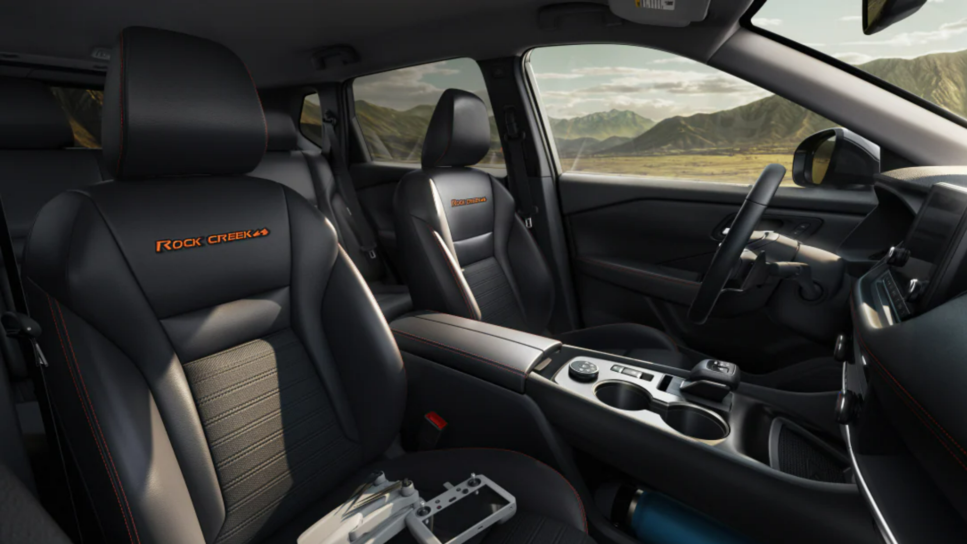 2025 Nissan Rogue Rock Creek Interior-Features