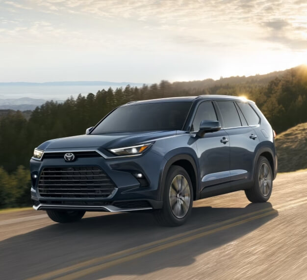 2025 Toyota Grand Highlander Hybrid Design - Feature Image