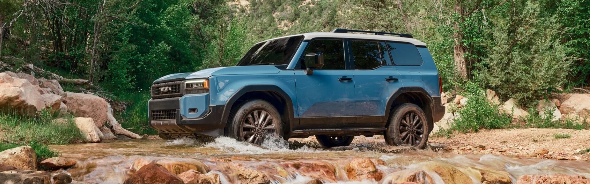 2025 Toyota Land Cruiser running with side view-For Sale