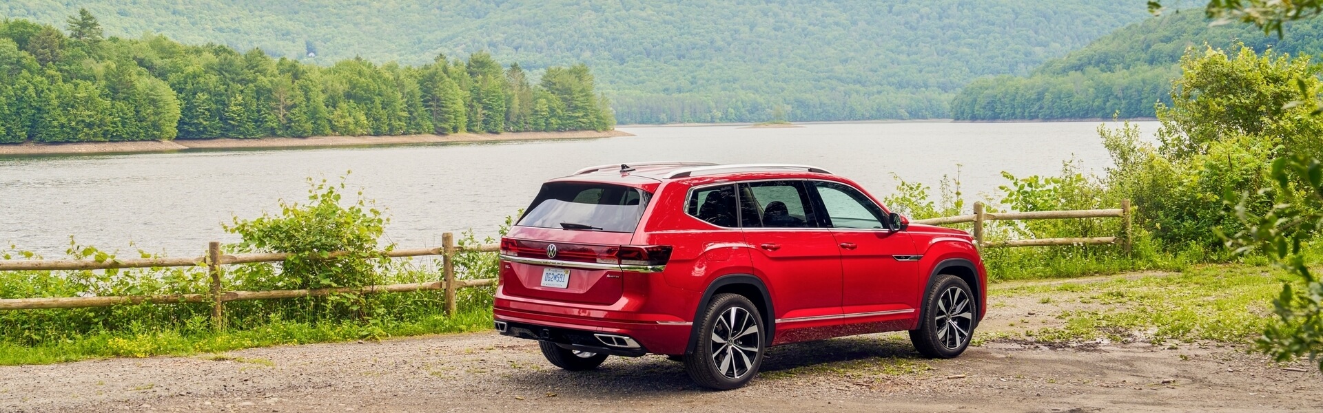 2025 Volkswagen Atlas Lakeside Banner