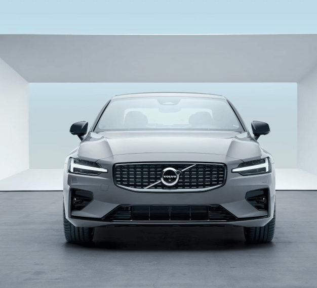 2025 Volvo S60 Exterior Design - Feature Image
