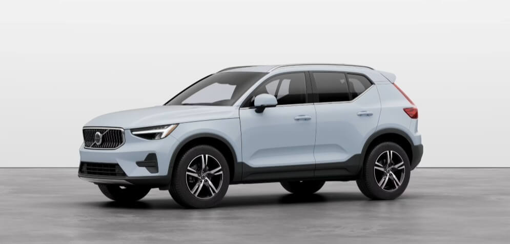2025 Volvo XC40 Core - Feature Image