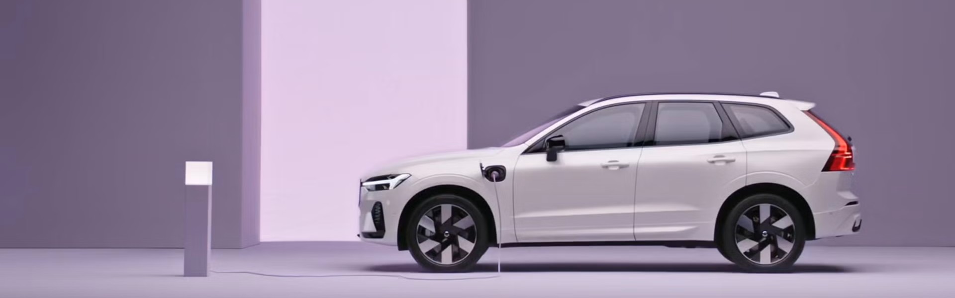 2025 Volvo XC60 Recharge Banner
