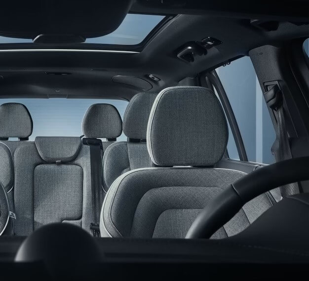 2025 Volvo XC90 Plug-In Hybrid Interior - Feature Image
