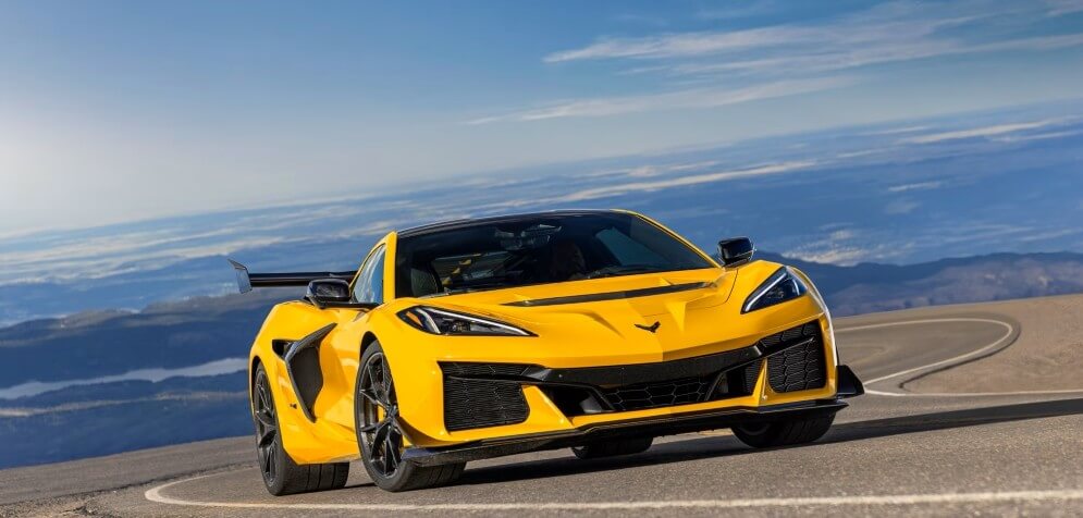 2026 Chevrolet Corvette ZR1 3LZ Coupe In Competition Yellow Tintcoat Metallic - Feature Image