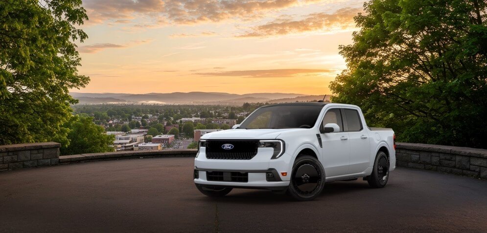 2026 Ford Maverick Lobo™ - Feature Image