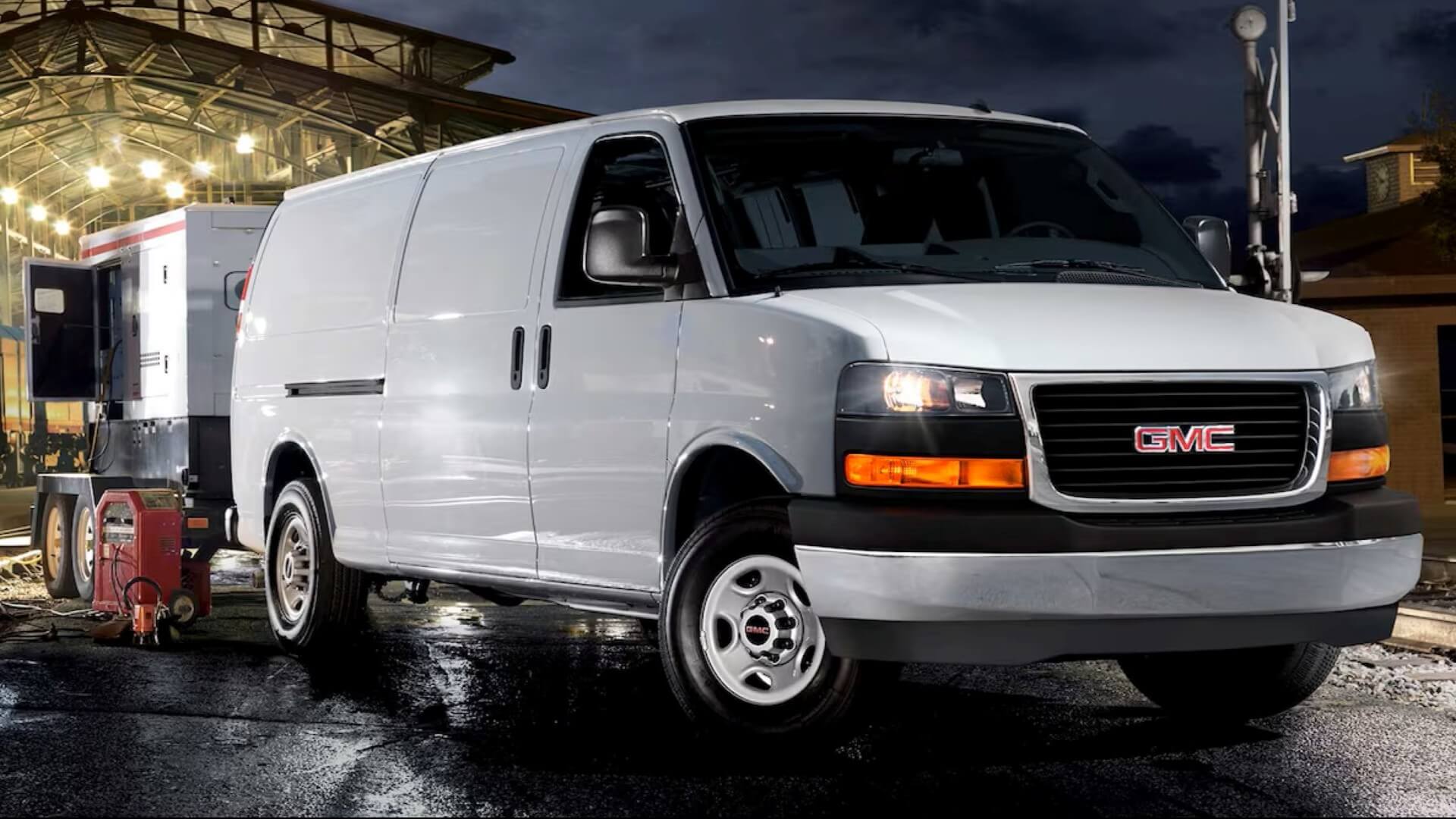2026 GMC Savana Cargo Van Performance - Feature Image