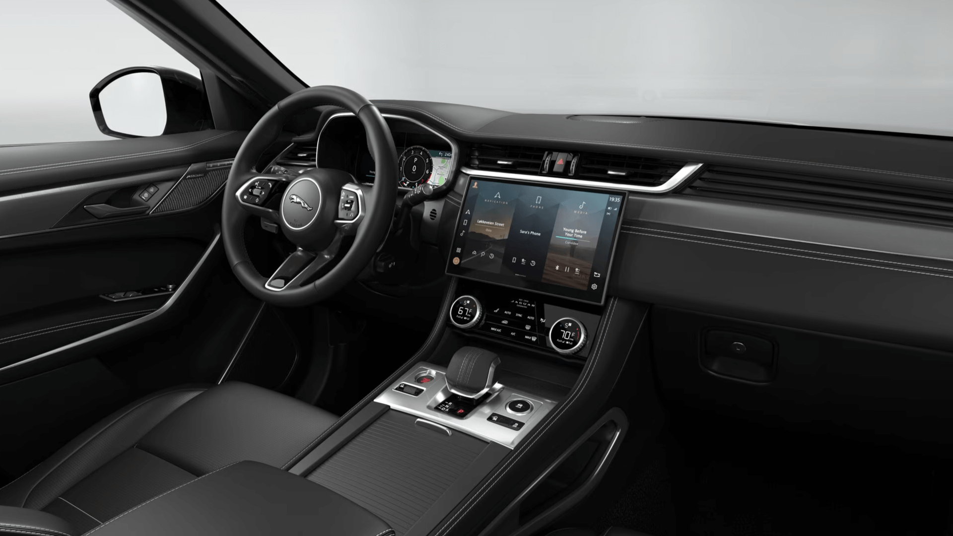 2026 Jaguar F-PACE Technology - Feature Image