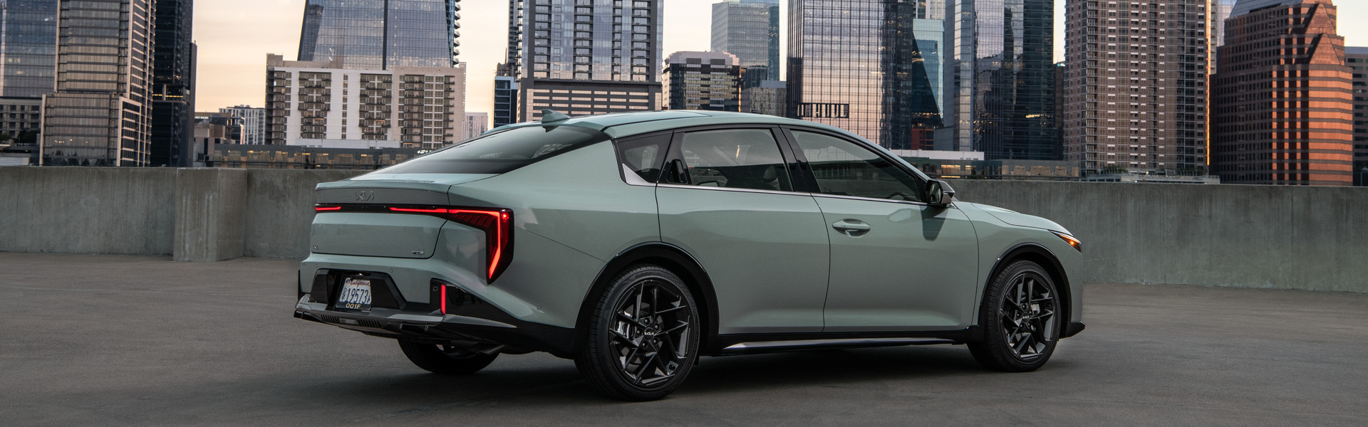 2026 Kia K4 City Skyline Banner