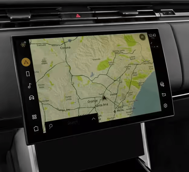 2026 Land Rover Range Rover Technology Feature Image