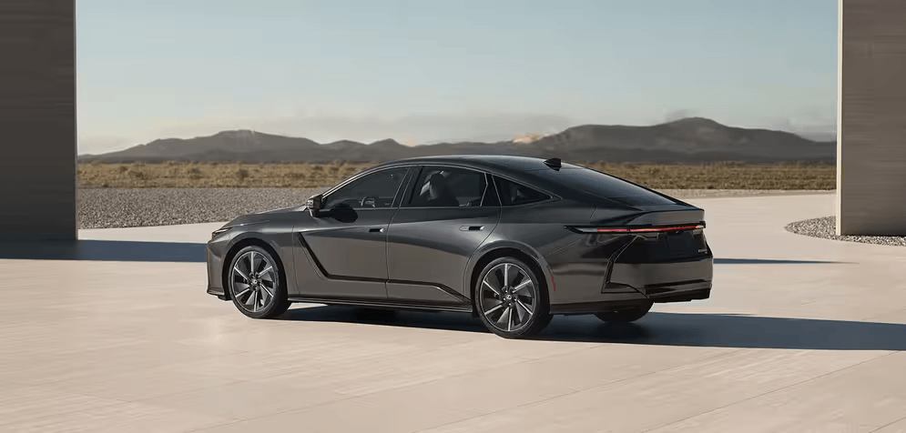 2026 Lexus ES 500e Premium Feature Trim Image