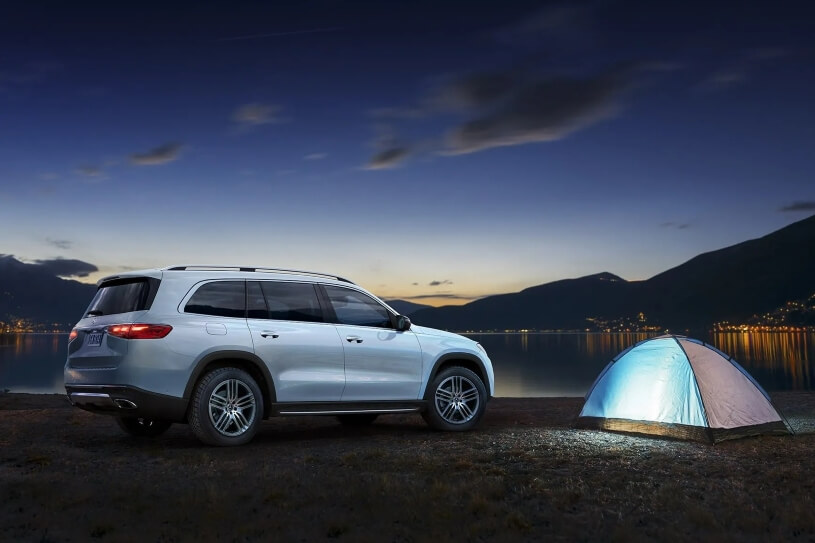 2026 Mercedes-Benz GLS SUV Performance - Feature Image