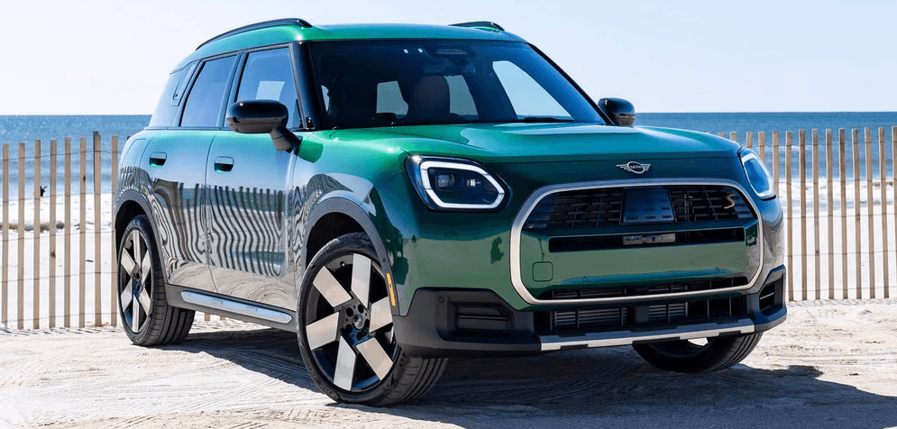 2026 MINI Countryman S ALL4 Iconic - Feature Image
