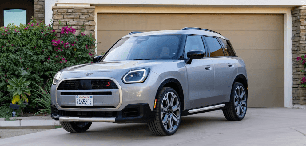 2026 MINI Countryman SE ALL4 Iconic - Feature Image