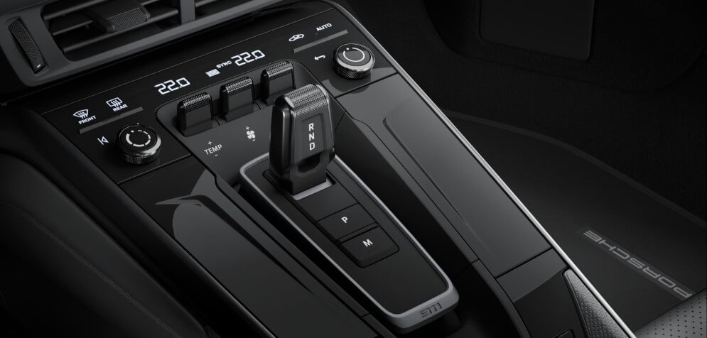 2026 Porsche 911 Carrera With Porsche 8-speed Porsche Doppelkupplung (PDK) - Feature Image