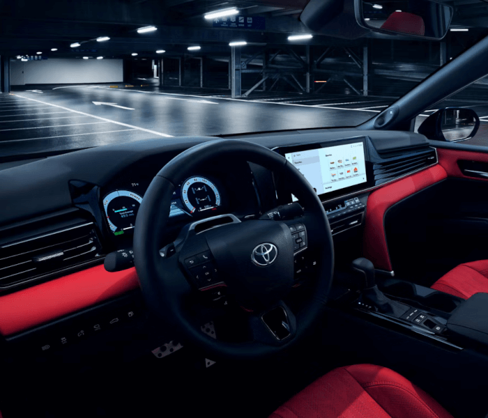 2026 Toyota Camry Tech