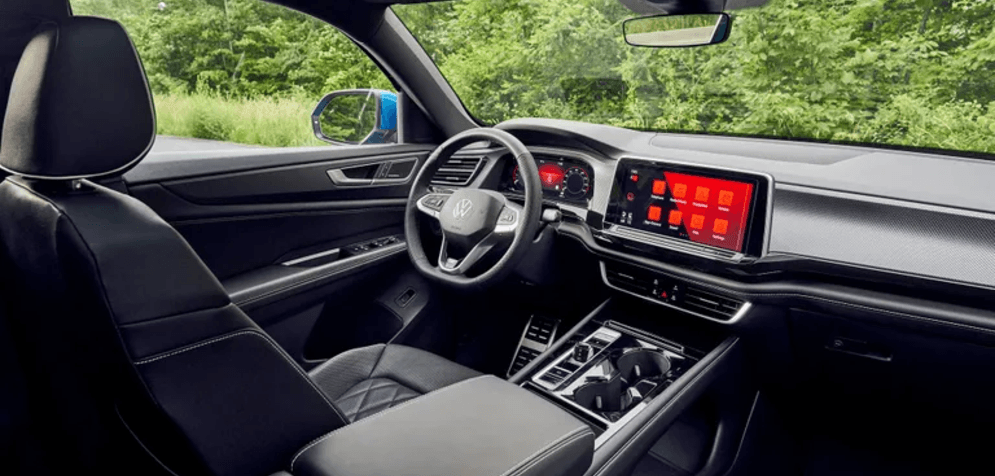 2026 Volkswagen Atlas Cross Sport SE with Technology Feature