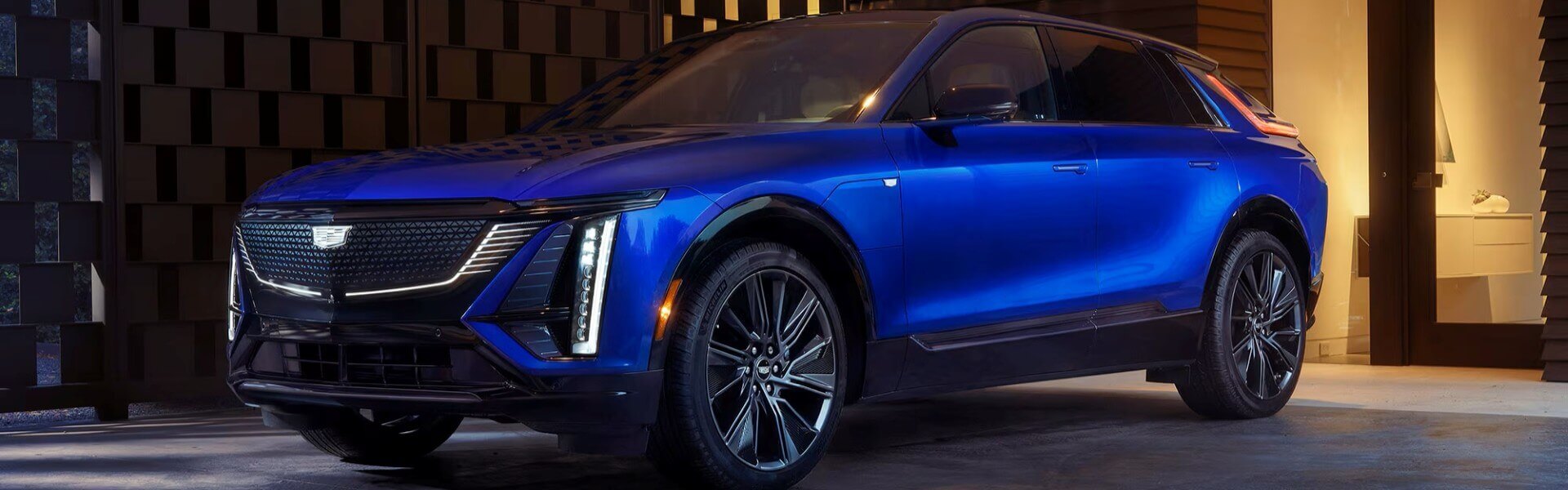 2027 Cadillac LYRIQ Banner
